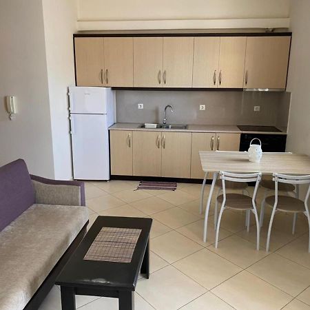 Paradiso Apartments Sarandë エクステリア 写真