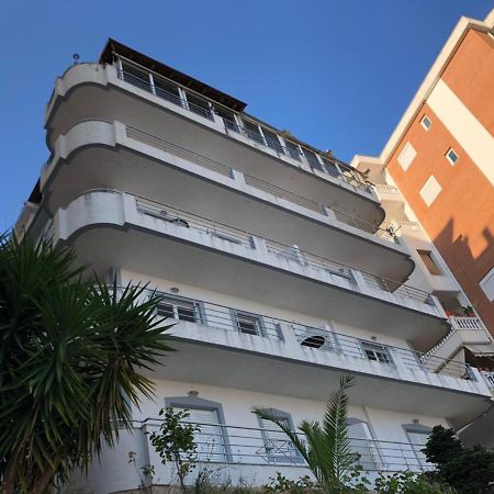 Paradiso Apartments Sarandë エクステリア 写真