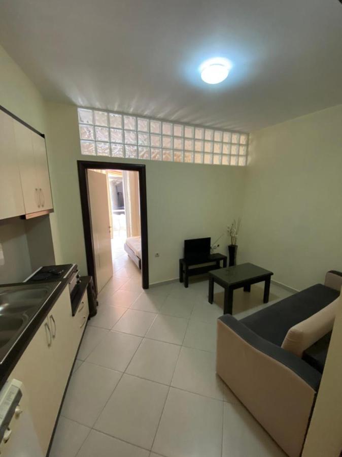 Paradiso Apartments Sarandë エクステリア 写真