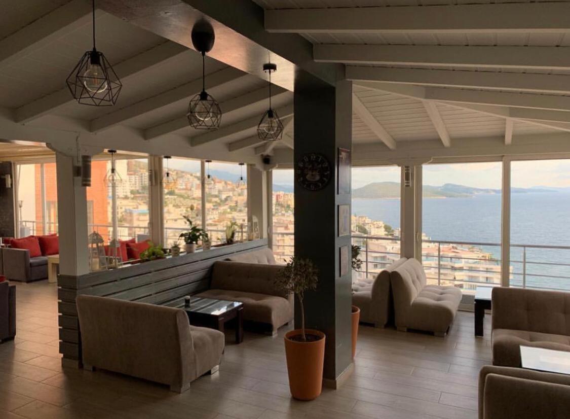Paradiso Apartments Sarandë エクステリア 写真