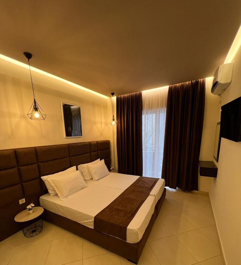 Paradiso Apartments Sarandë エクステリア 写真
