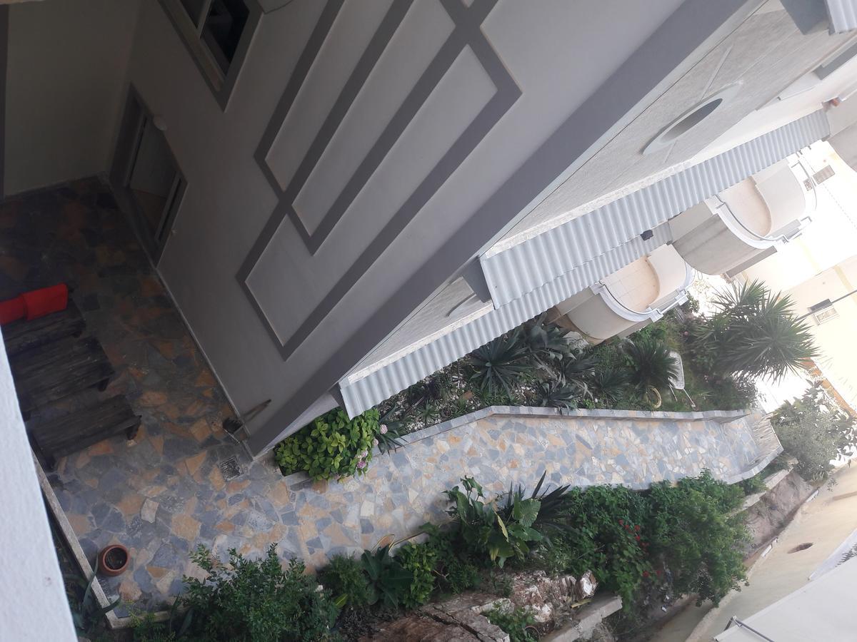 Paradiso Apartments Sarandë エクステリア 写真