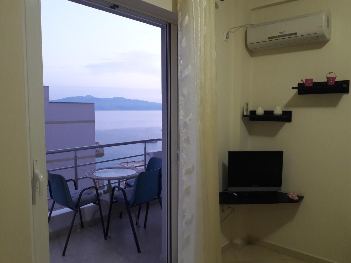 Paradiso Apartments Sarandë エクステリア 写真